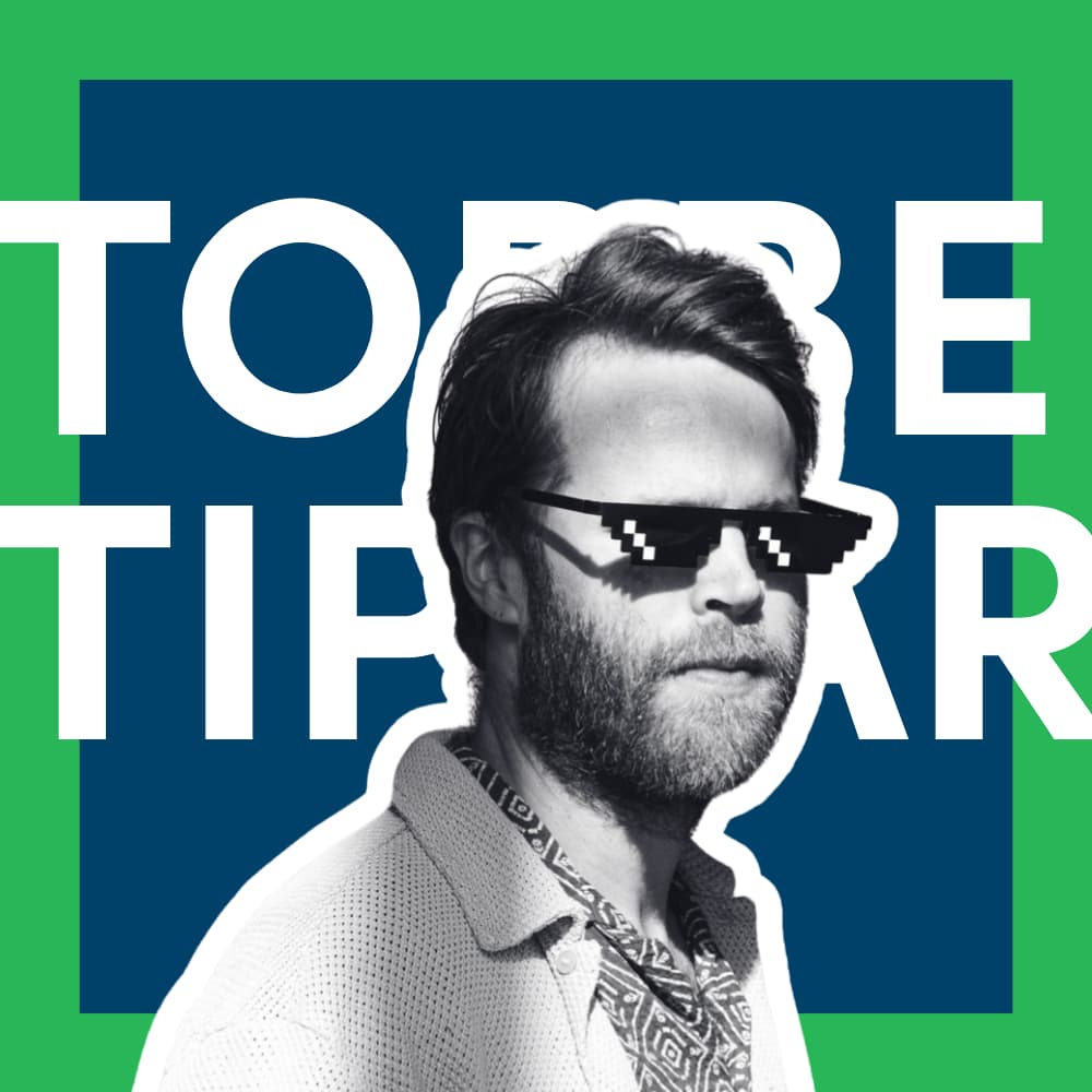 En kille i solglasögon